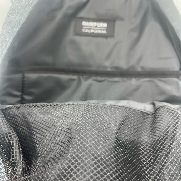 Rareform California Tropical Floral Backpack - Picture 6 of 6